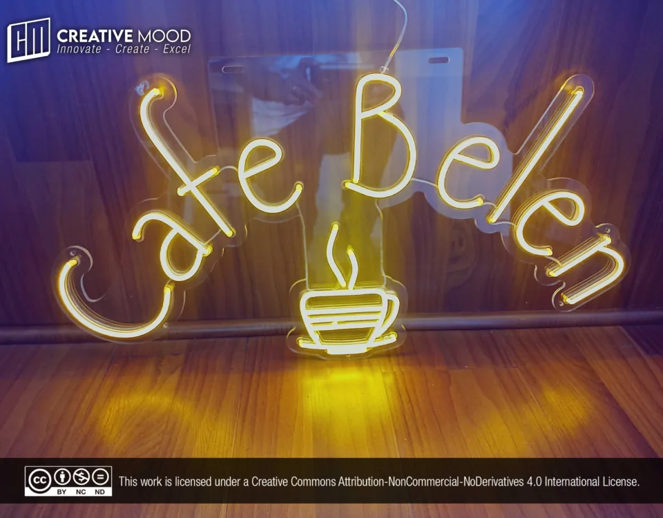 ‘Café Belén’ Golden Yellow Red LED Neon Sign